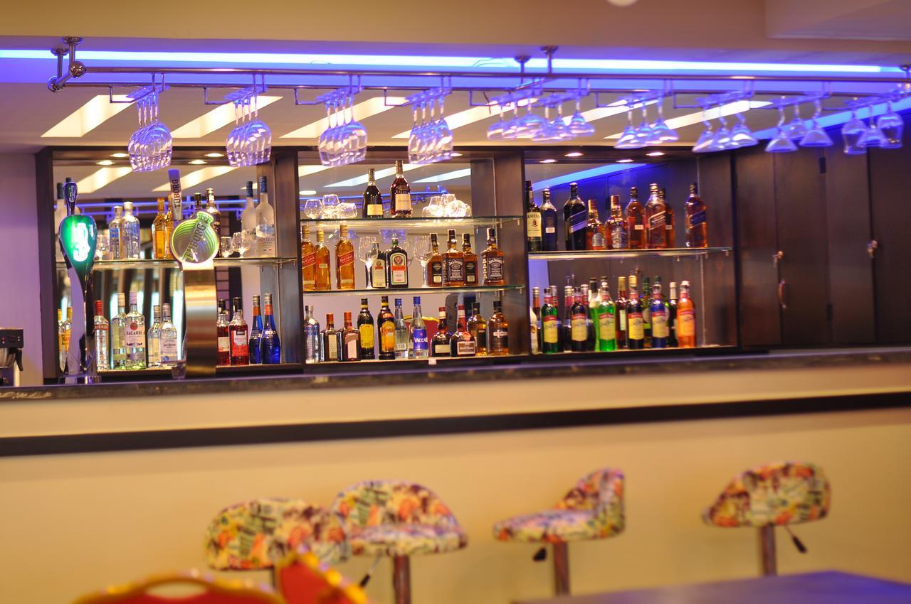 Hotel Heaven Γιανγκόν Εξωτερικό φωτογραφία