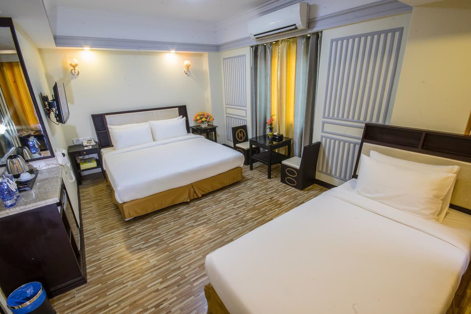 Hotel Heaven Γιανγκόν Εξωτερικό φωτογραφία